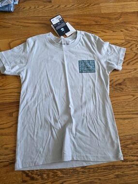 Brave New World Kids Short‑Sleeve Tee — Light Gray with Teal Design
